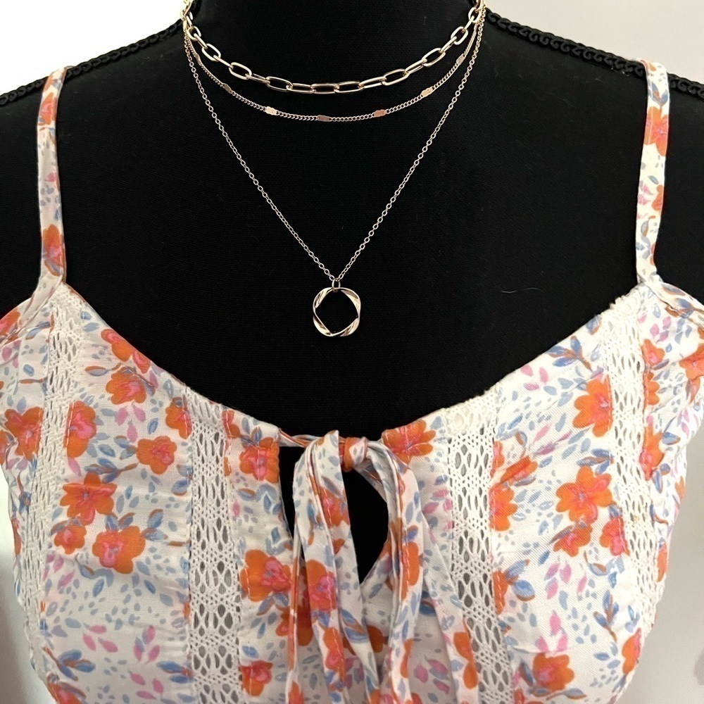 Japna Floral & Maxi Slight High/Low Size S​​​​​​​​​​​​​​​​​ - Picture 4 of 13
